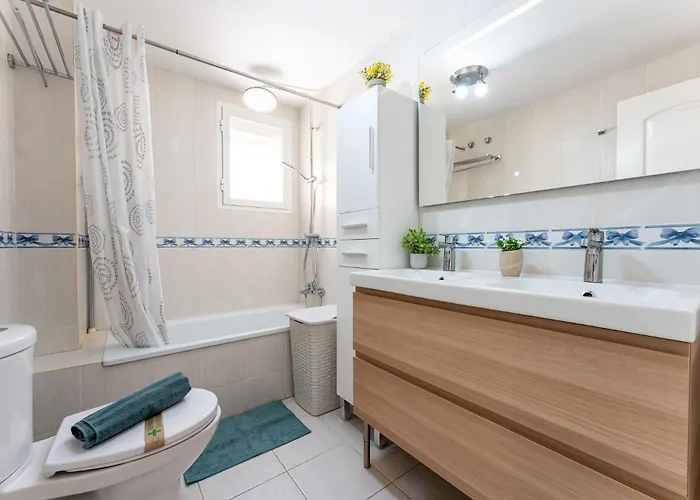 Malagasuite Coastal Paradise Apartment