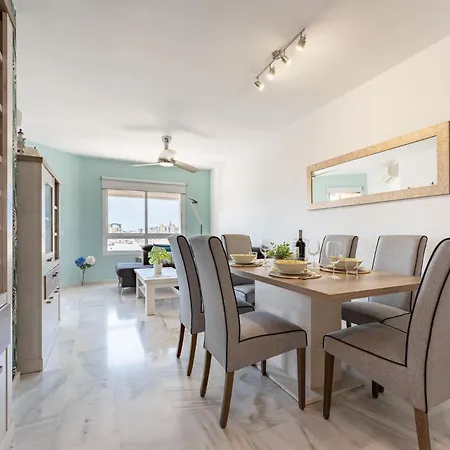 Malagasuite Coastal Paradise * Fuengirola