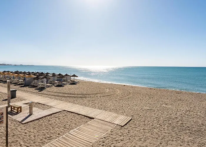 Апартаменти Malagasuite Coastal Paradise Фуенхірола